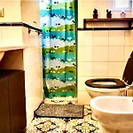 Perfect Location In Center Apartmán *