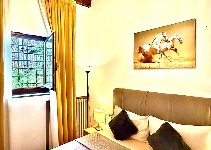 Perfect Location In Center Апартаменты *