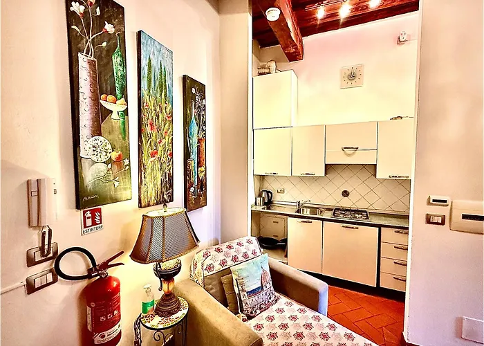Perfect Location In Center Апартаменты